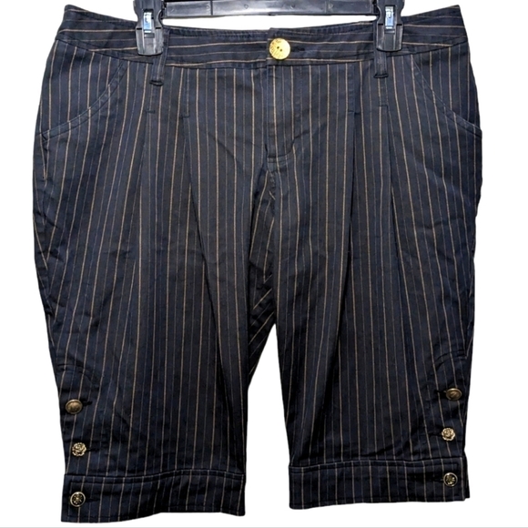 Baby Phat Women's Juniors 13 Capri Dark Grey w Gold Stripes & Embellishments - Picture 1 of 9